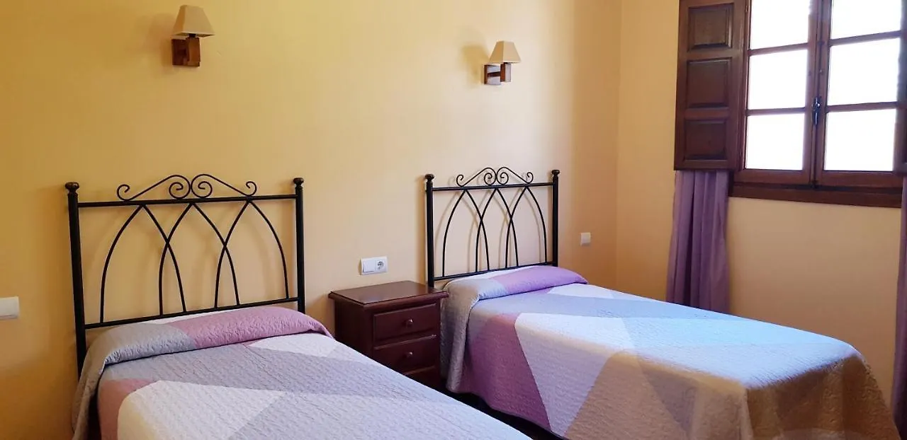 Holiday home Alojamiento Rural Casitas Cueva Del Gato Benaojan