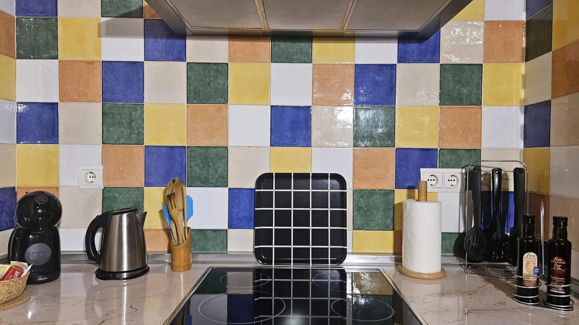 Holiday home Alojamiento Rural Casitas Cueva Del Gato Benaojan Spain