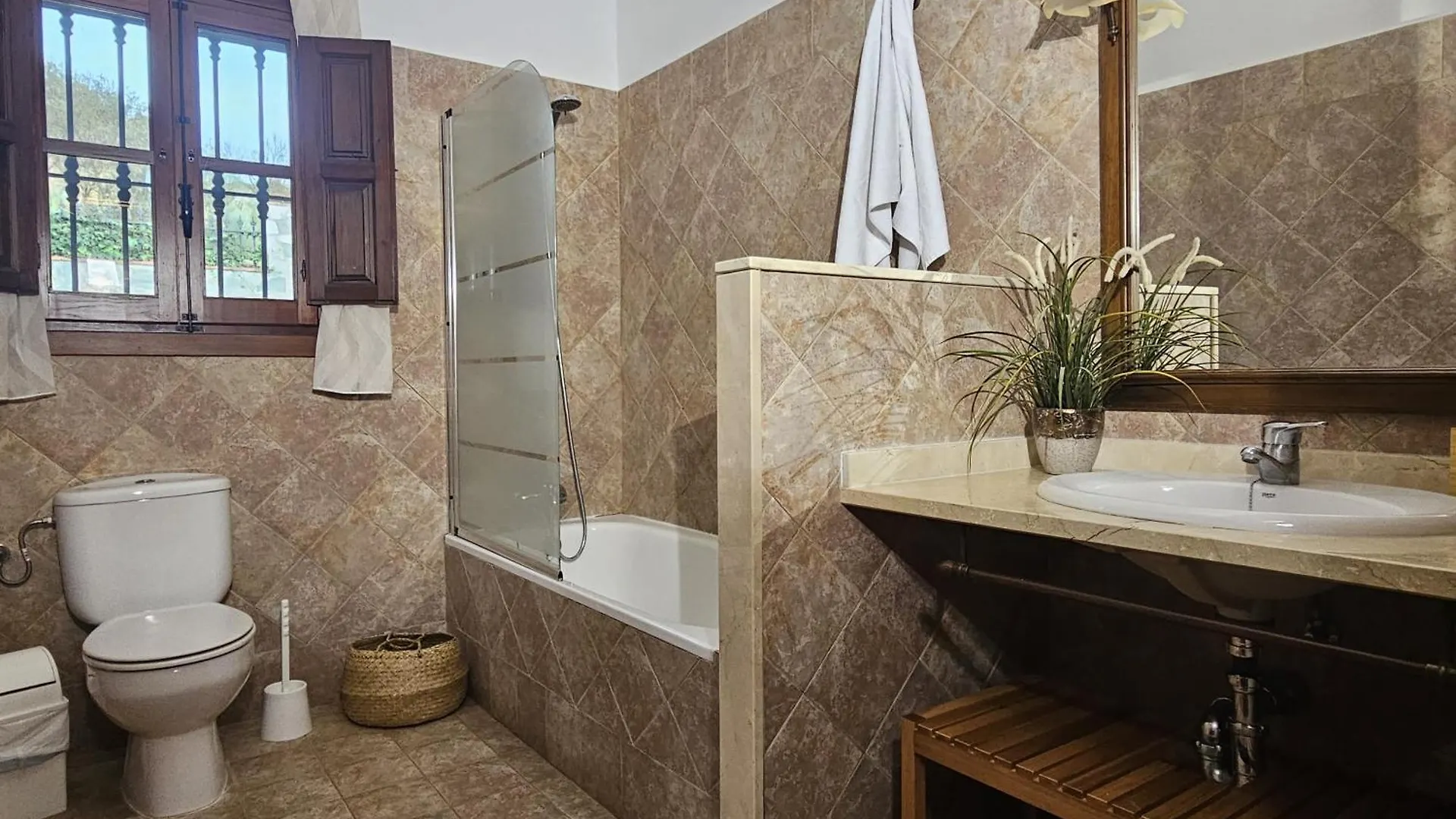 Alojamiento Rural Casitas Cueva Del Gato Benaoján 0*,  Spanien